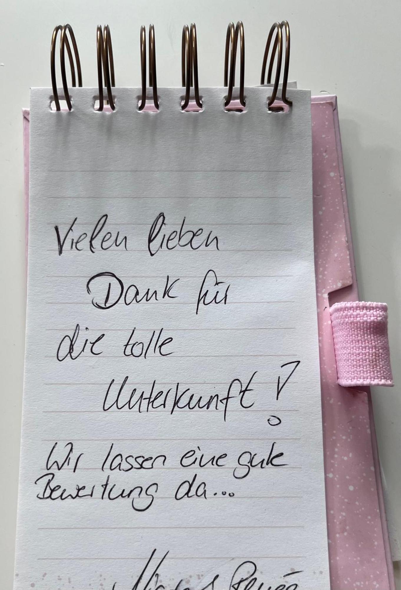 Fewo "Rabennest " Gemuetliche Wohnung Nahe Rabensteinklinikum - Kein Separates Schlafzimmer, Studiowohnung Chemnitz Kültér fotó